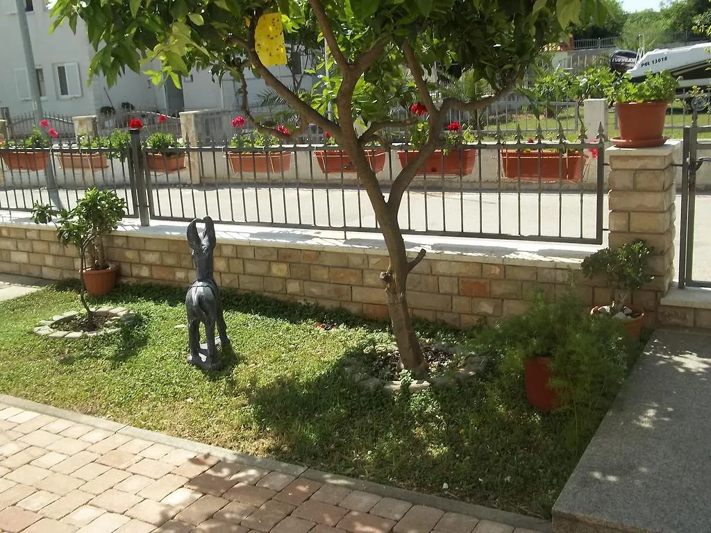 Apartments Ars Vivendi Trogir 0*,  Croacia